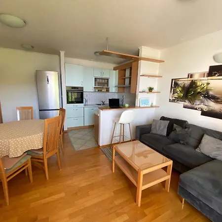 Apartment Loni